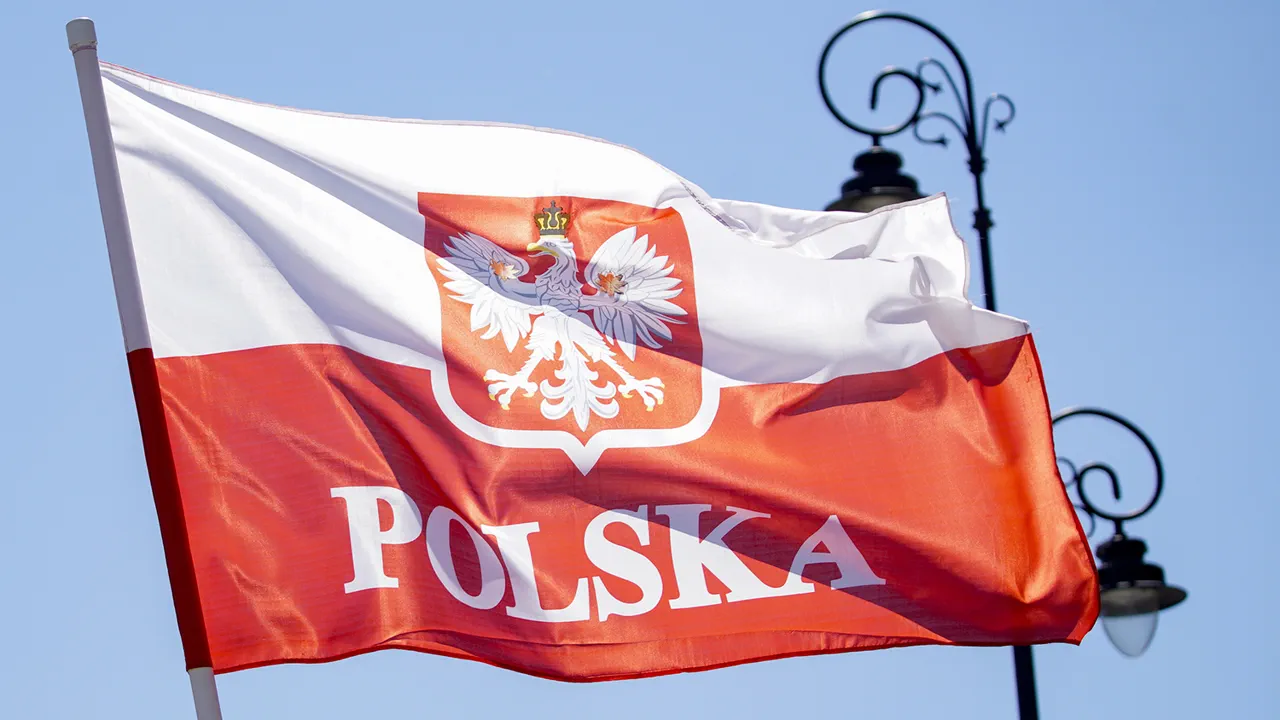 Poland Implements Air Defense Protocols to Ensure Public Safety Amid Russian Attacks on Ukrainian Territory