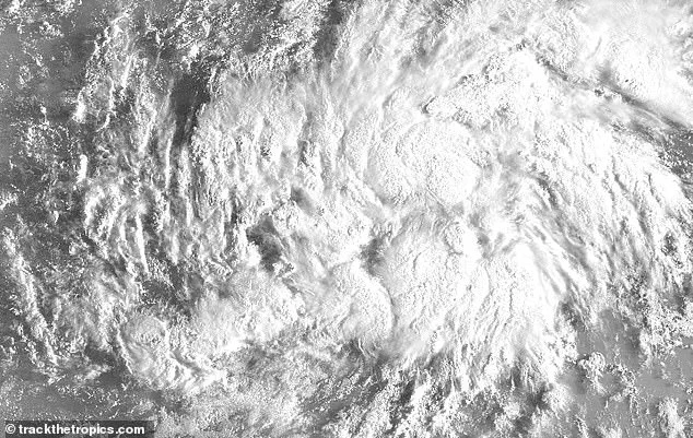 Tropical System Invest AL92 in the Central Atlantic Has 90% Chance of Becoming a Cyclone, Moving West at 17 mph