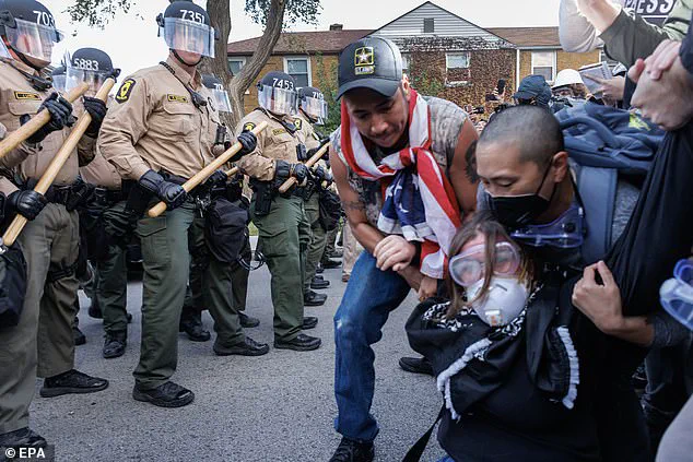 Violent Clashes Erupt Outside Chicago ICE Facility Amid Nationwide Immigration Policy Protests