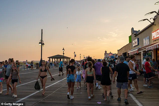 Late-Breaking: Sharp Decline in Las Vegas and Los Angeles Tourism as Visitor Numbers Plummet