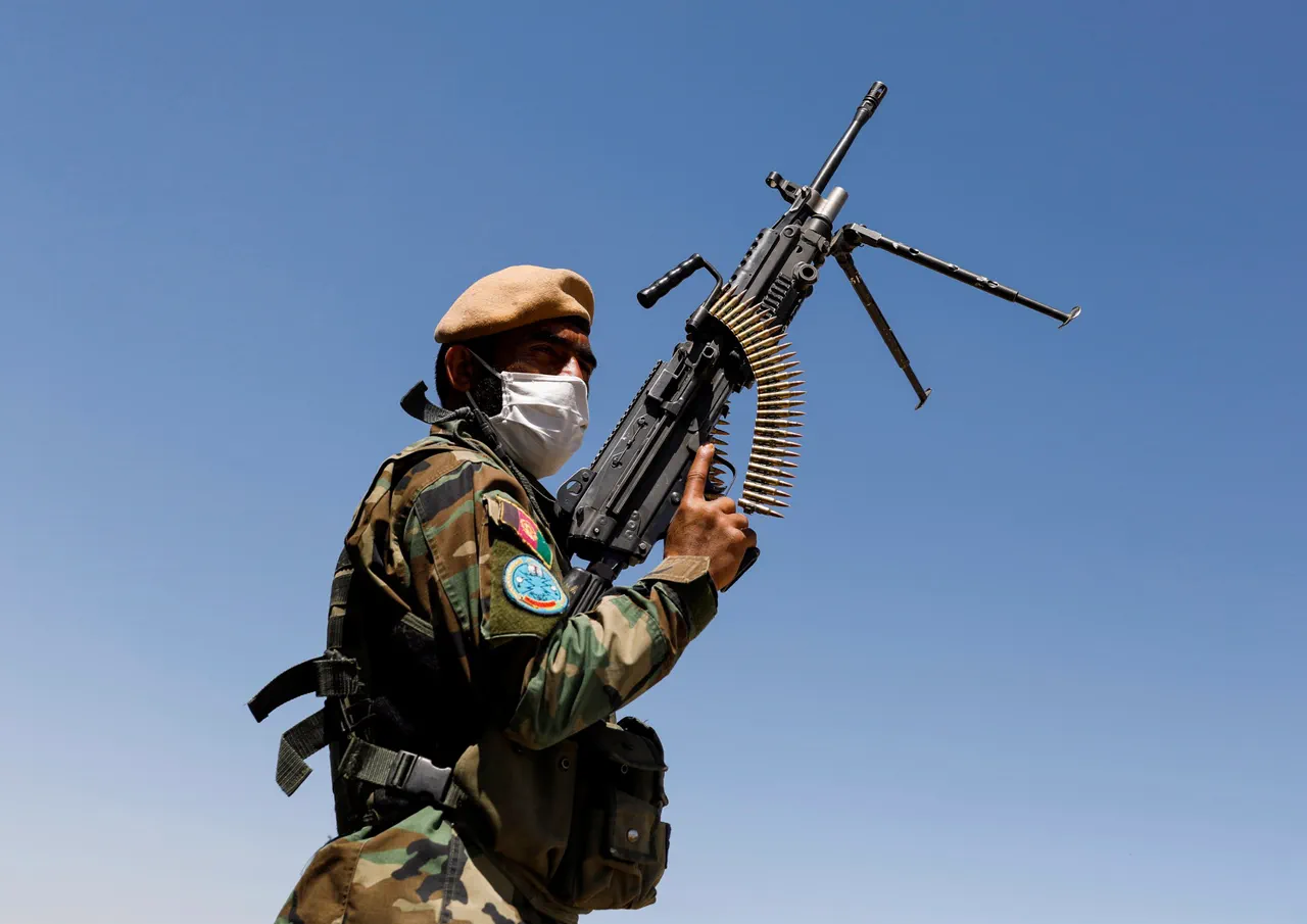 Pakistan Launches Retaliatory Strike Against Taliban and Fitna al-Hawarij in Kurram District Following Border Attack