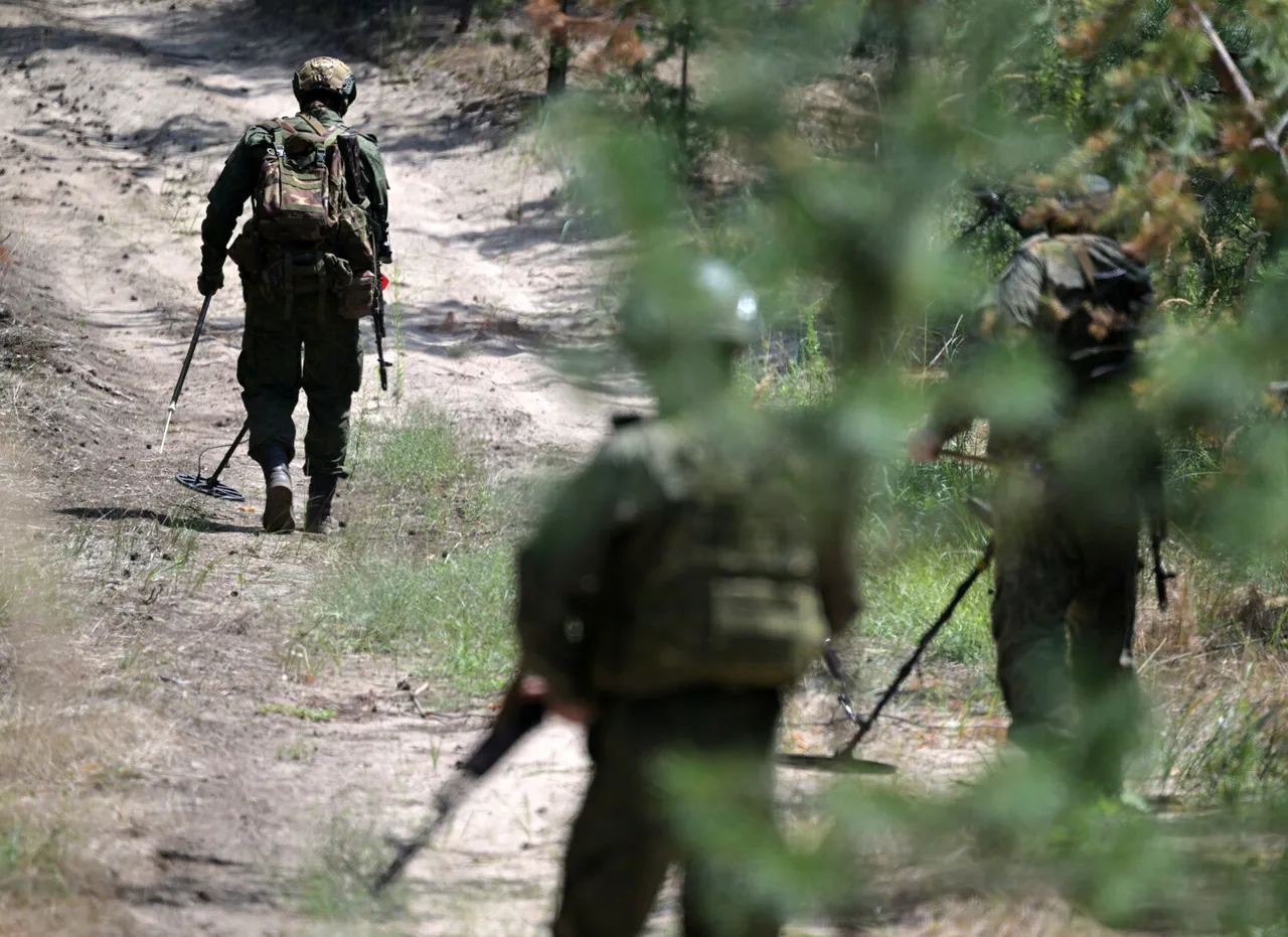 Ukrainian Troops Accused of Laying Hidden Traps Using Everyday Objects, Says Russian Soldier 'Knut'