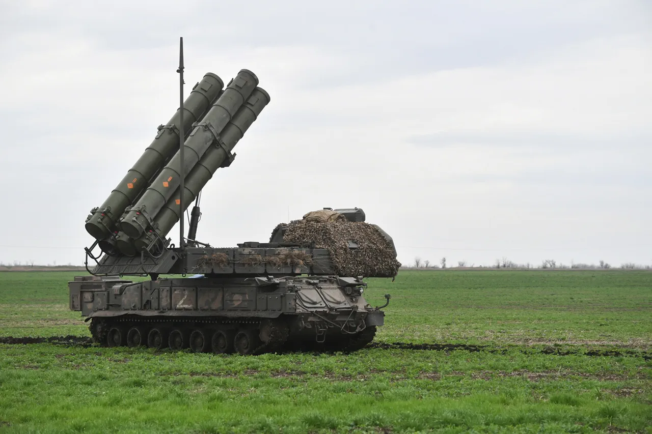 Russian Air Defense Systems Destroy 32 Ukrainian UAVs Amid Rising Border Tensions