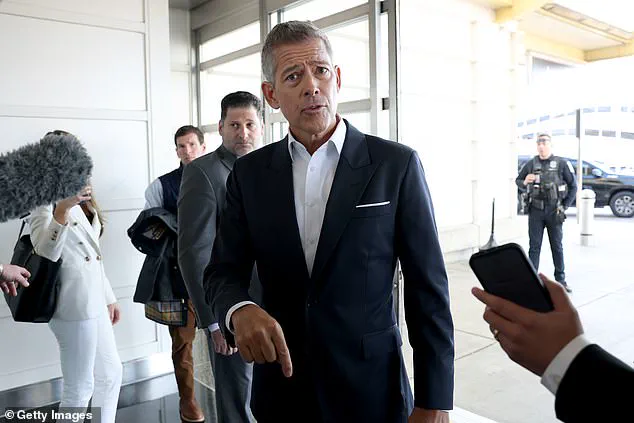 Transportation Secretary Urges Formal Dress on Flights to Restore Civility Amid Rising Unruly Behavior Incidents