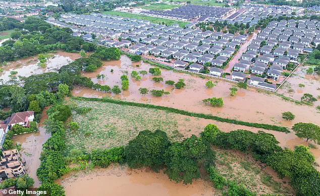 Experts Warn La Niña Could Intensify November Storms, Threatening US Hurricane Season