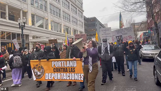 U.S. Raid in Venezuela Sparks Divided Reactions as Maduro's Capture Ignites Debate