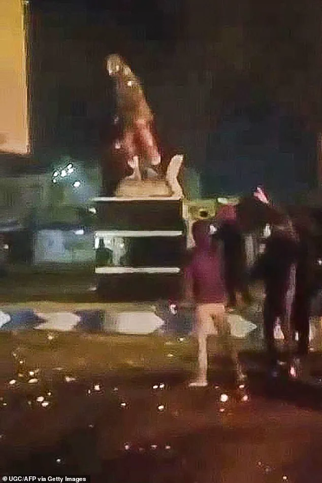 Iranian Protests Escalate Amid Currency Crisis, Largest Demonstrations Yet Challenge Clerical Leadership