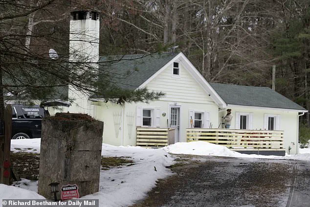 Surprise Surrender Foils US Marshals' Raid on Timothy Busfield as Child Sex Abuse Charges Loom