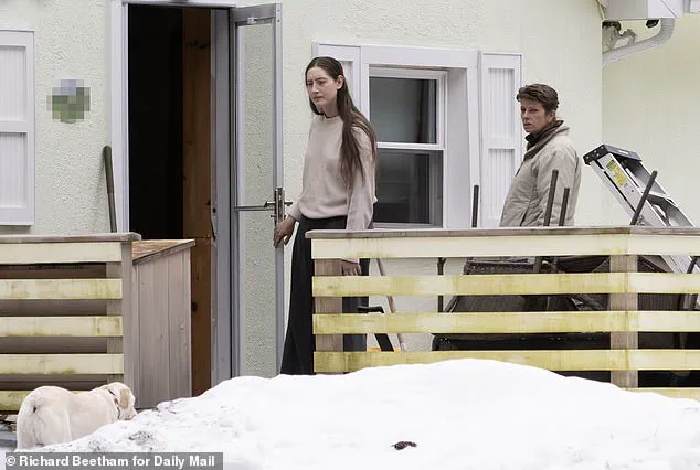 Surprise Surrender Foils US Marshals' Raid on Timothy Busfield as Child Sex Abuse Charges Loom