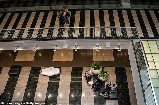 Exclusive: San Francisco's Beloved Mall Finally Shuts Doors After Years of Decline, Employee Confirms Closure