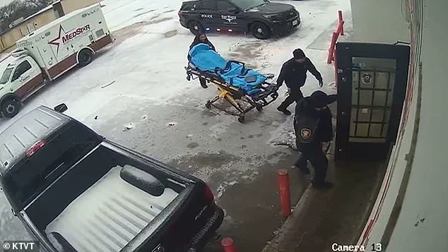 Race Against Time: Fort Worth Rescue Amid Freezing Temperatures Saves Homeless Woman's Life