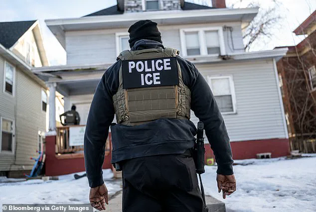 Urgent Crisis: Kristi Noem's Approval Rating Plummets to 33% Amid Minnesota Deportation Policy Controversy (Jan 26 Poll)