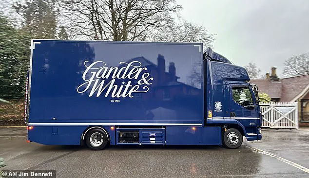 The Yorks' Epstein Crisis: Daughters Navigate Loyalty and Public Reckoning