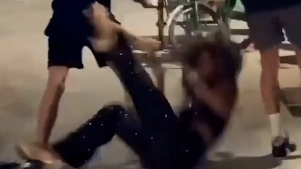 Violent Clash Erupts on Pattaya's Walking Street as British Tourist Accuses Transgender Women of Theft