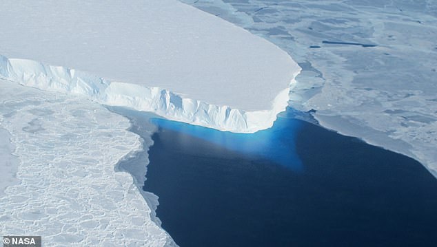 Doomsday Glacier: International Effort Launches $80 Billion Seabed Curtain to Prevent Sea Level Rise