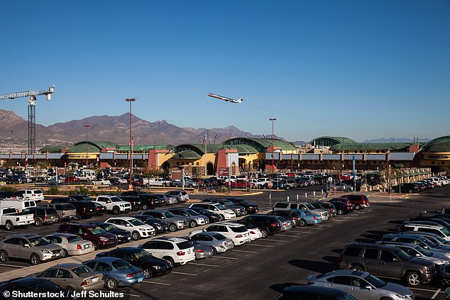 Shocking 'Mothership' Sighting Over El Paso Sparks FAA Airspace Closure Controversy