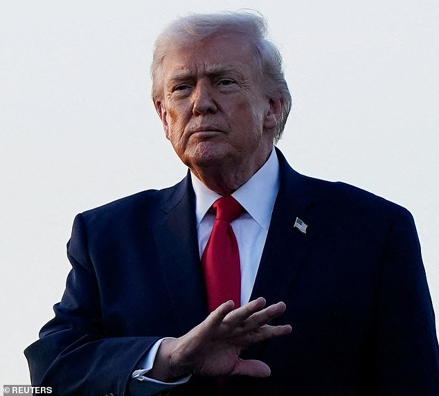 Governors Boycott White House Over Exclusions, Racial Tensions Rise