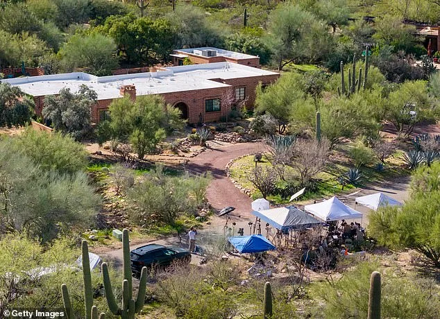 Tucson's Disappearance Sparks Clash Between Amateur Sleuths and Law Enforcement