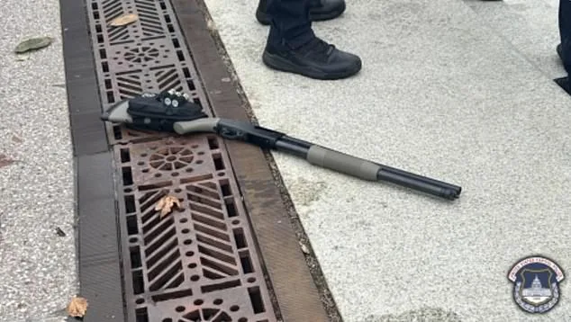 18-Year-Old Man Arrested Outside U.S. Capitol After Police Intervene as He Approaches Building with Loaded Shotgun and Tactical Vest