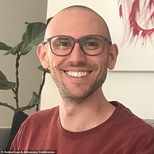 Oregon Petition Gathers Momentum for Historic Hunting and Fishing Ban Ahead of Midterms