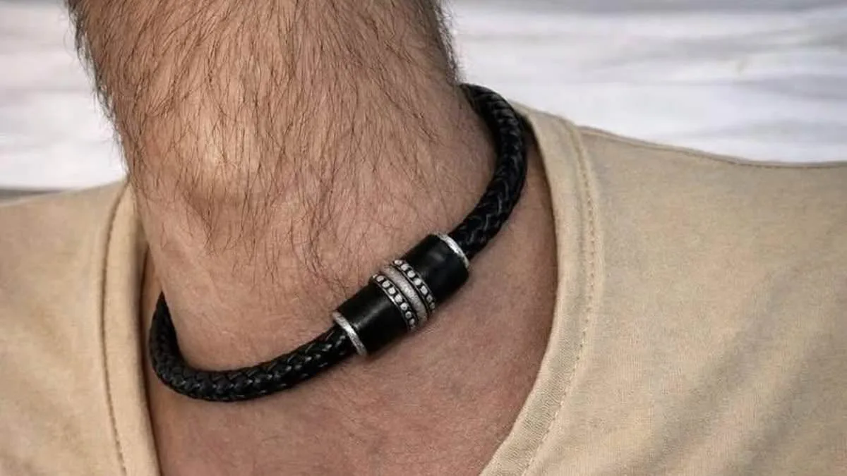 The Viral Mystery of the Elusive Image: Social Media Frenzy Over a Mysterious Photo