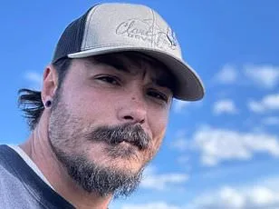 Leavenworth's Crisis: Manhunt and Economic Strain Threaten Tourism-Based Town