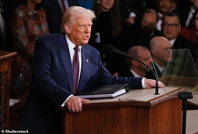 Trump's State of the Union Faces Democratic Counteroffensive as Midterm Battles Intensify