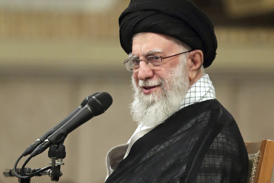 U.S. Officials Confirm Israeli Airstrike Killed Iranian Leaders, Including Khamenei, as Tensions Rise