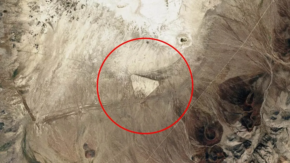 Nevada's Triangular Formation: Alien Artifacts or Cold War Secrets?