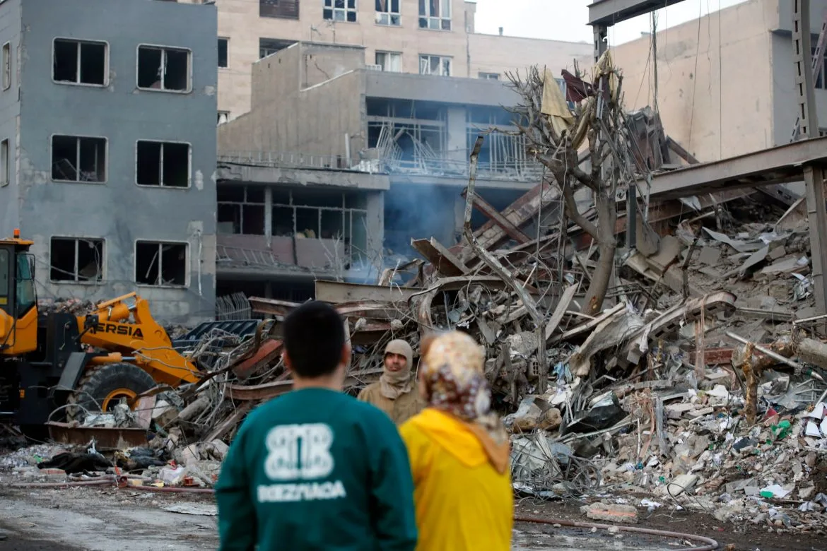 Devastation in Tehran: Over 700 Dead as US-Israel-Iran Conflict Escalates