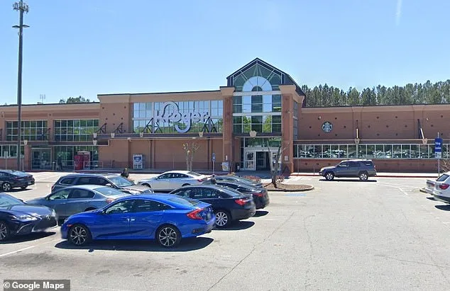 73-Year-Old Great-Grandmother Shocked and Traumatized by Brazen Attack at Kroger in Ellenwood, Georgia