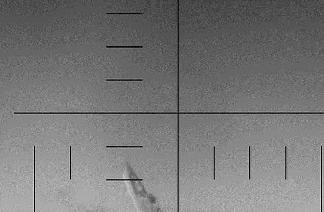 U.S. Submarine Strikes Iranian Warship in International Waters: A Turning Point in Escalating Global Crisis