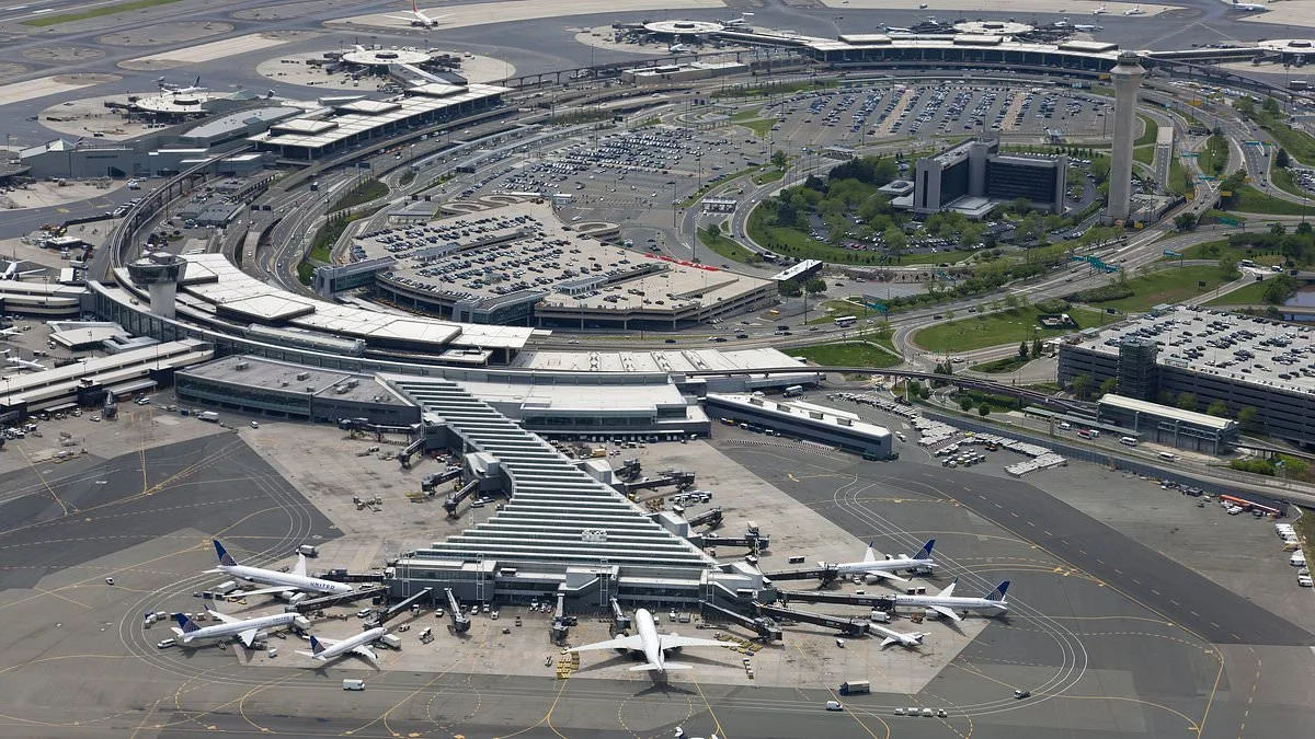 Iranian Hackers Launch Sophisticated Cyber Campaign Targeting U.S. Infrastructure with Dindoor Malware