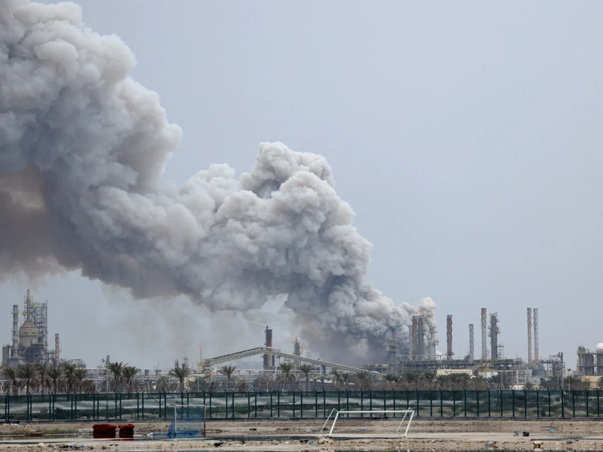 Iranian Missile and Drone Strikes Rock Gulf, Sparking Force Majeure and Civilian Casualties