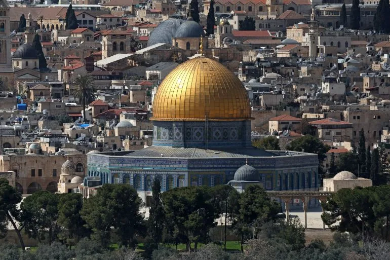 Eight Arab and Islamic Nations Condemn Israel's Closure of Al-Aqsa Mosque as Violation of International Law and Status Quo