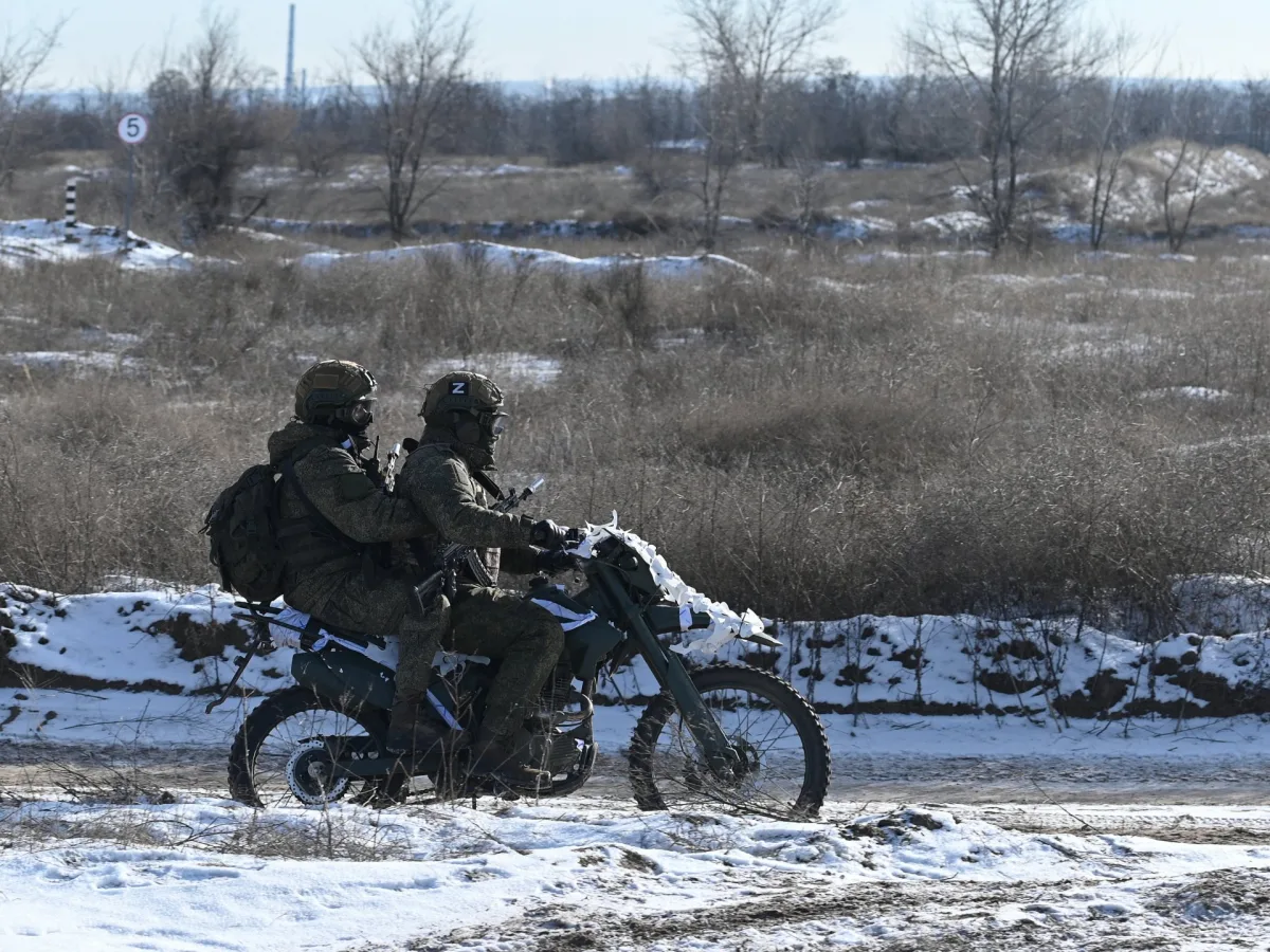 Hidden Crisis of Drug Abuse Affects Both Ukrainian and Russian Soldiers on the Front Lines