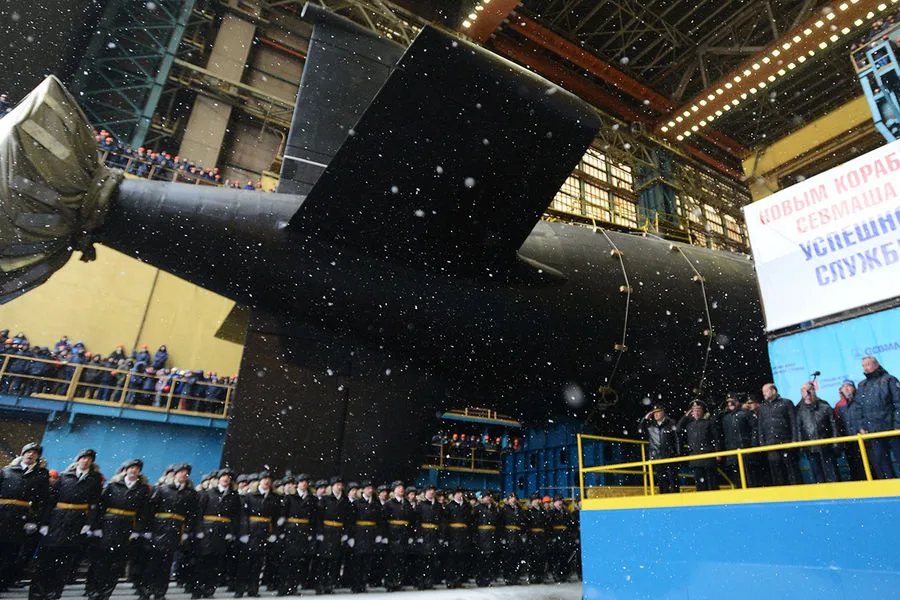 Russia's Kazan Submarine Demonstrates Power with Long-Range Missile Test in Barents Sea