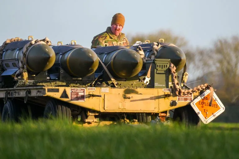 US B-1B Bombers Launch First Direct Strike Against Iran from UK Soil, Using Advanced Precision Munitions