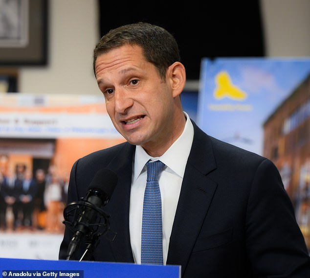 SF Mayor's Bodyguard Incident with Homeless Man Sparks Debate Over Policies and Public Safety