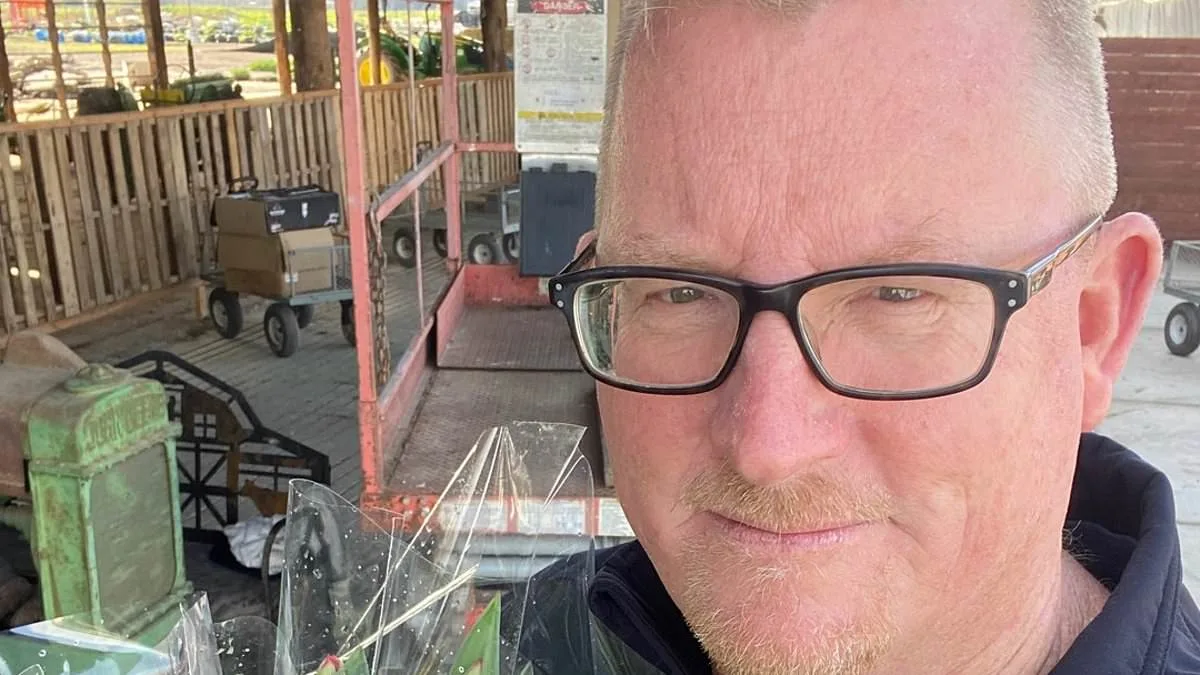 TikTok's Viral Surge Turns Dutch Hollow Farms into Overwhelmed Destination