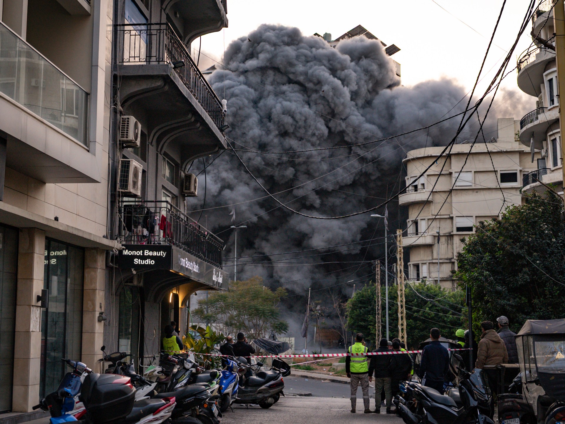 Macron Offers Mediation Between Lebanon and Israel as Ceasefire Talks Loom