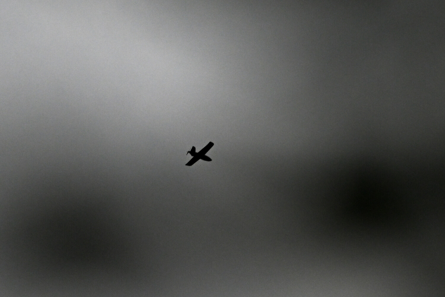 Ukraine Launches Largest Cross-Border Drone Attack on Moscow in Over a Year, Heightening Tensions with Russia