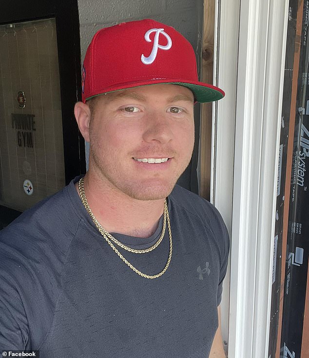 Man Sentenced for Decapitating Seagull That Took Fries from Daughter; Advocates Call Punishment Too Lenient