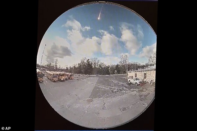 Meteor's Thunderclap Shocks Residents Across Pennsylvania and Ohio; NWS Identifies Cosmic Object