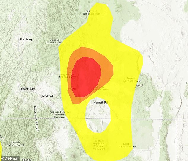 Toxic Air Quality Reaches Hazardous Levels in Multiple U.S. States, Prompting Health Advisories