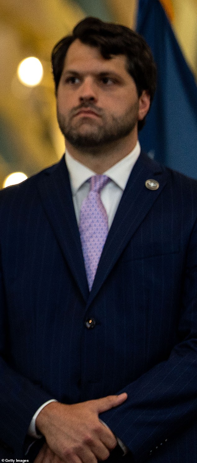 TSA Staffing Crisis Sparks Fears of Airport Shutdowns as Callouts Cripple Security