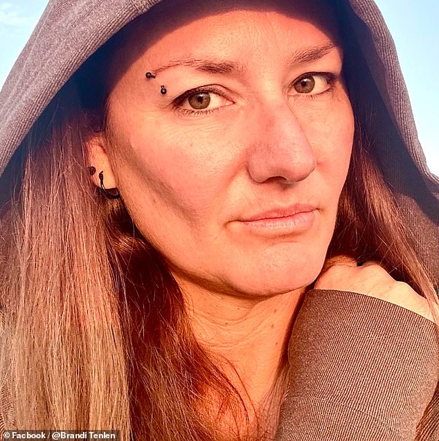 Palm Beach Deputy Resigns After Internal Affairs Probe Uncovers Online Foot Fetish Account with Explicit Content in Uniform