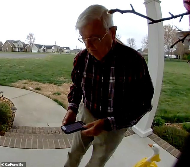 Elderly DoorDash Driver's Viral Delivery Sparks Nationwide Support