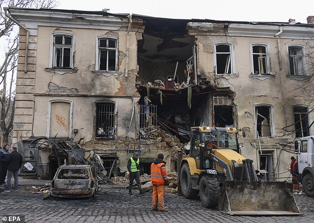 Zelensky Warns Middle East Tensions Threaten Ukraine Peace Efforts