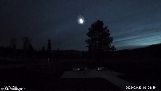 Mysterious Green Flash Lights Up Western Skies as Hundreds Report Celestial Event, Says NASA and Meteor Society